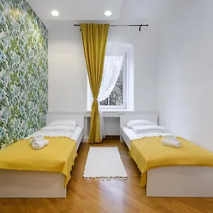 Royal Rooms*** Hostel Lublana